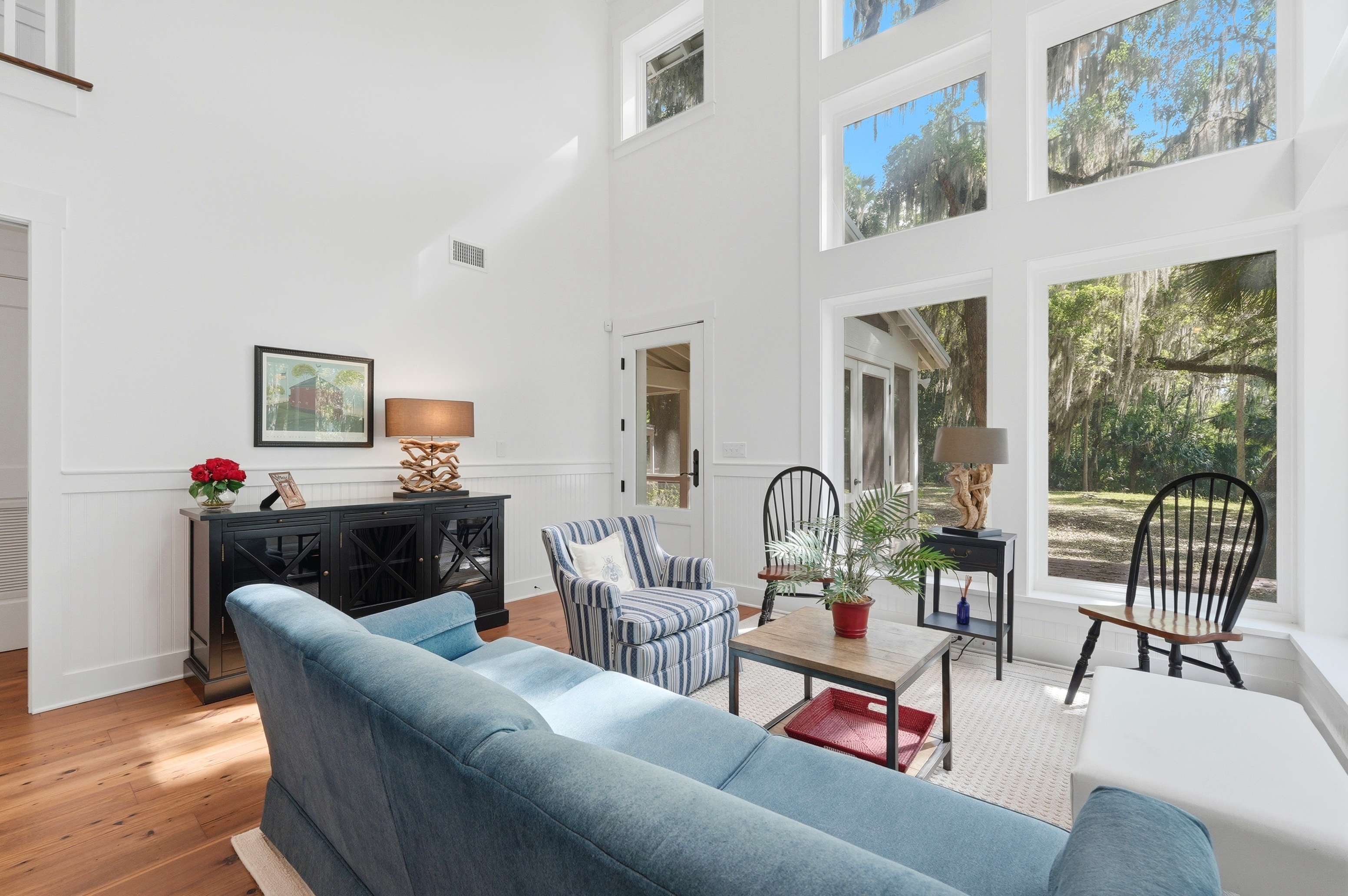 Secondary family room — detail